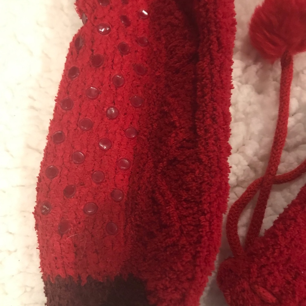 Soft bootie socks with ties